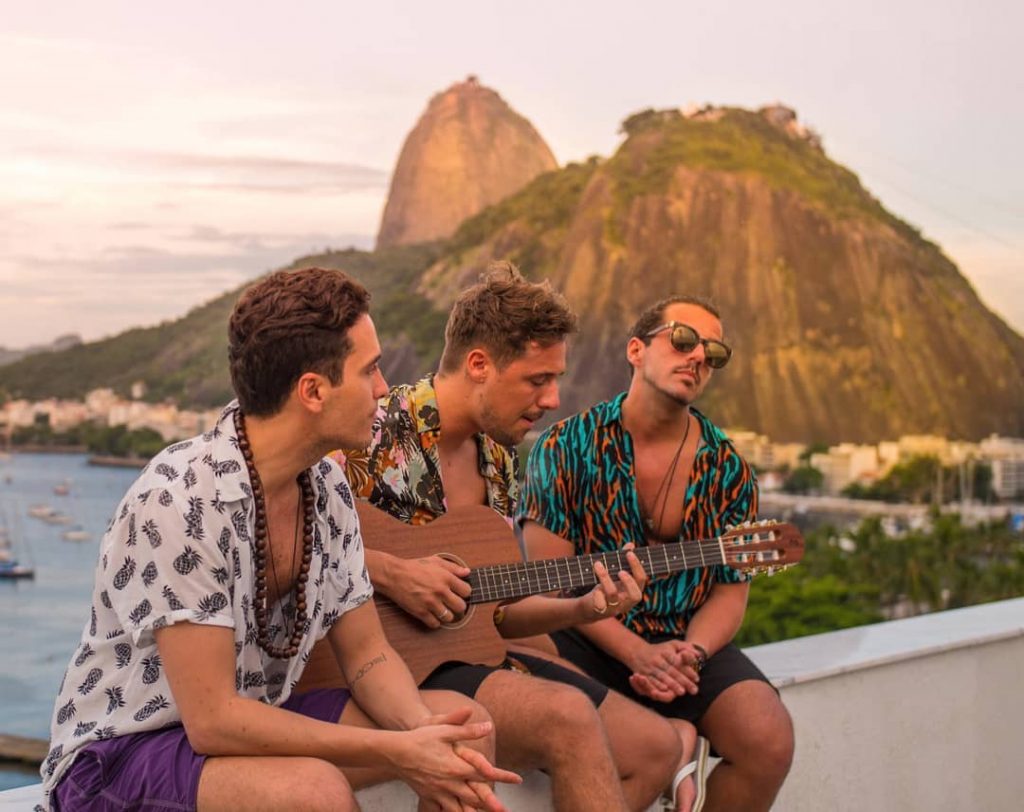 Bárbara Bandeira e Kasha: as PRIMEIRAS IMAGENS DO NAMORO!