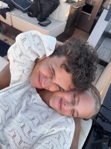 Margarida Corceiro e Lando Norris