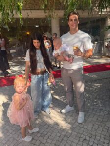 Tierry Vilson com as três filhas